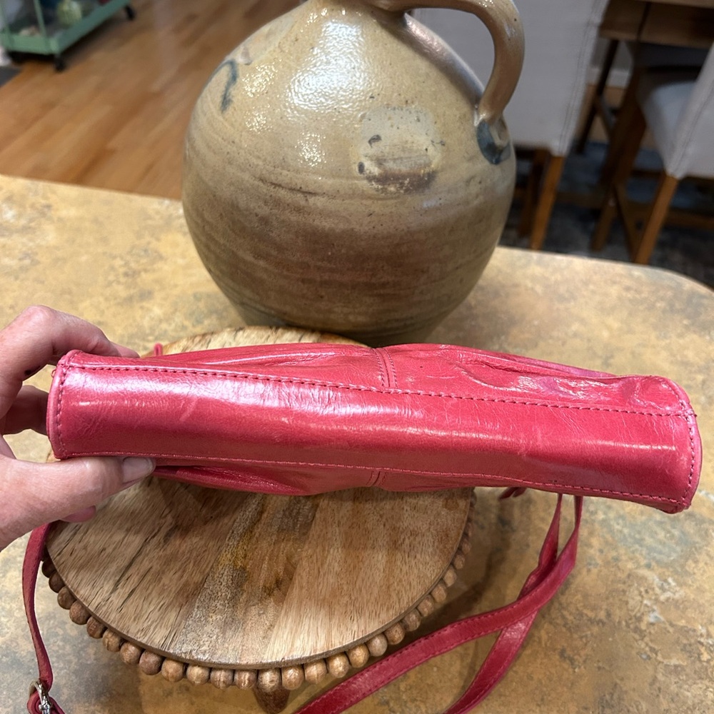 The Sak Limited Edition Pink Leather Crossbody Bag - Picture 7 of 16